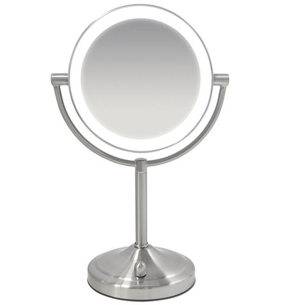 freestanding-led-mirror